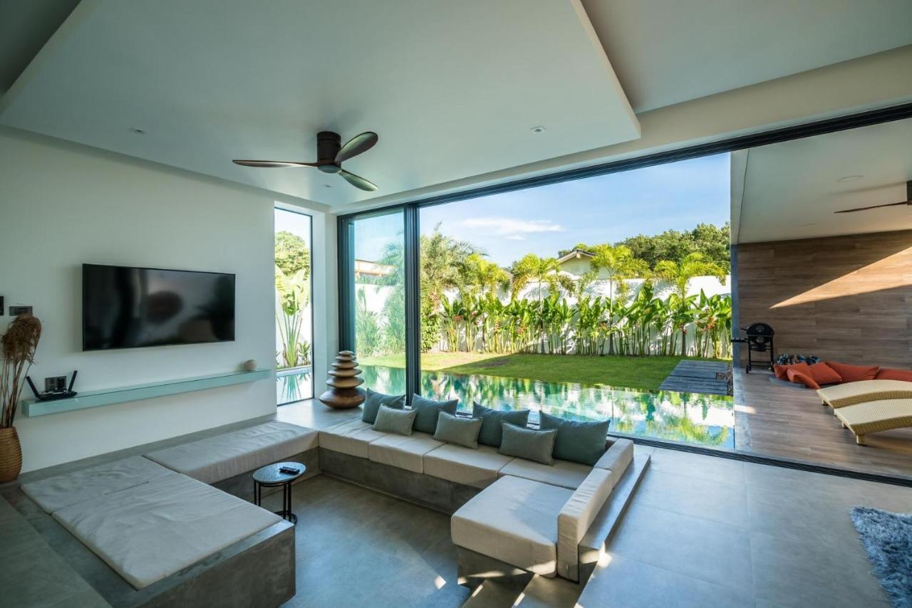 Cocoon Villa - Peaceful Private Pool Villa In North 푸껫 외부 사진