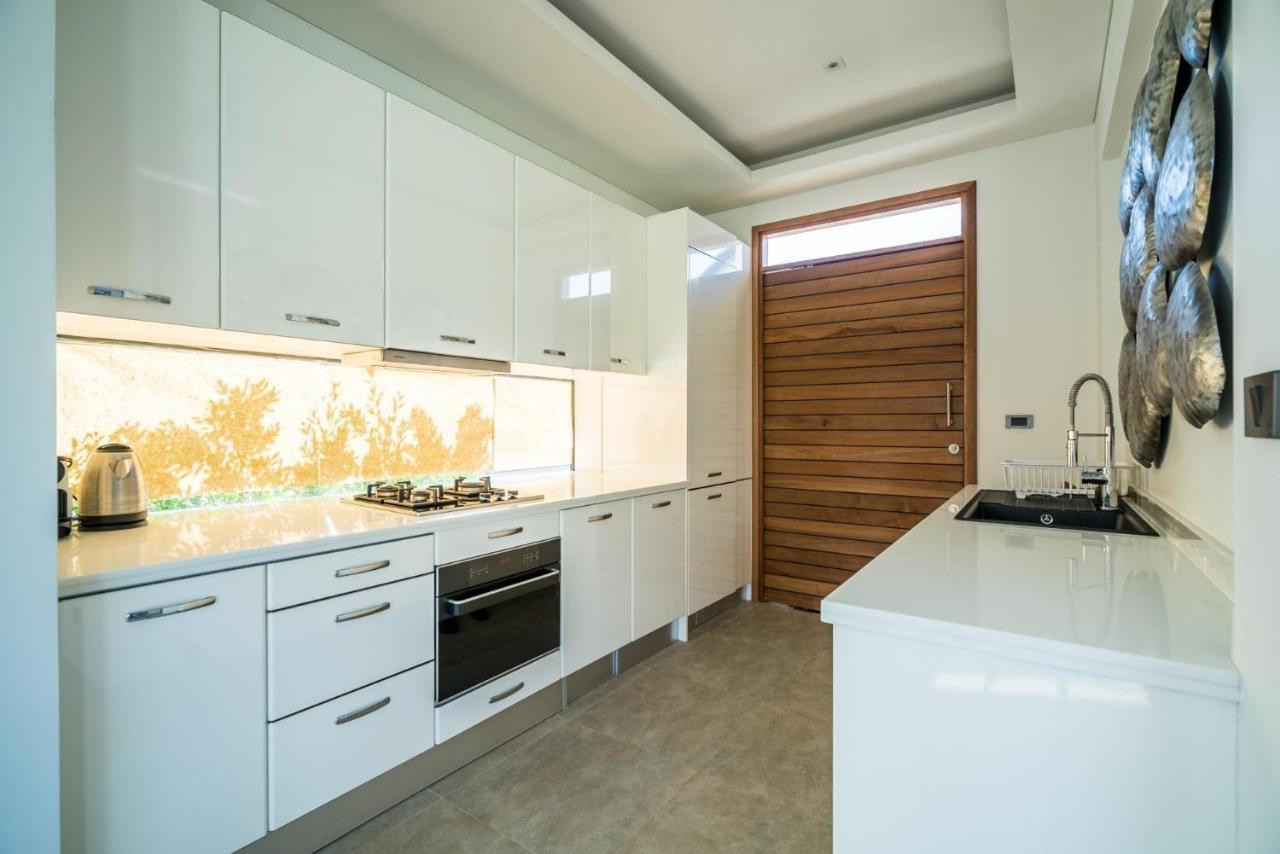 Cocoon Villa - Peaceful Private Pool Villa In North 푸껫 외부 사진