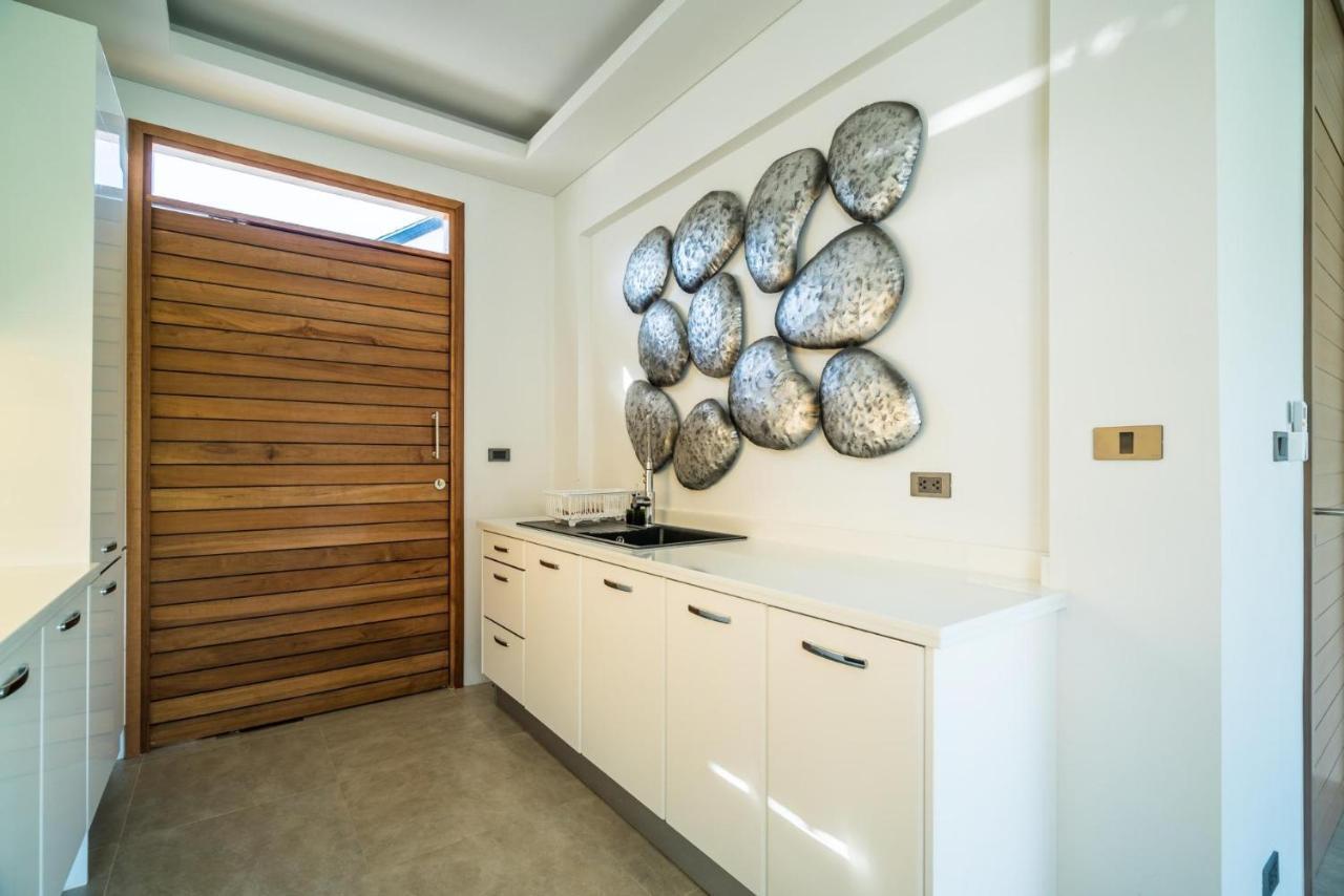 Cocoon Villa - Peaceful Private Pool Villa In North 푸껫 외부 사진